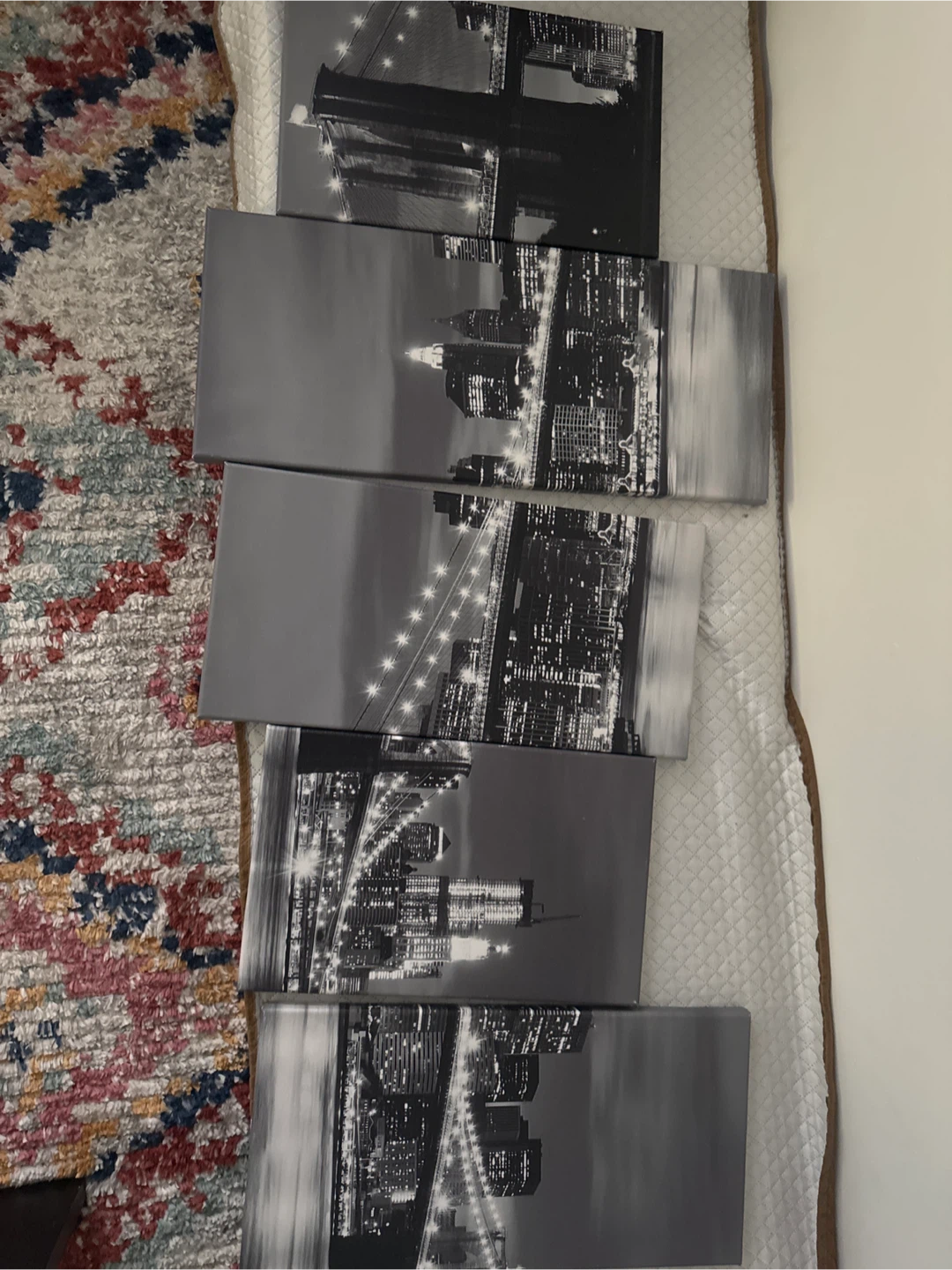 5 Panel Canvas Wall Art - Black and White Cityscape - photo 2