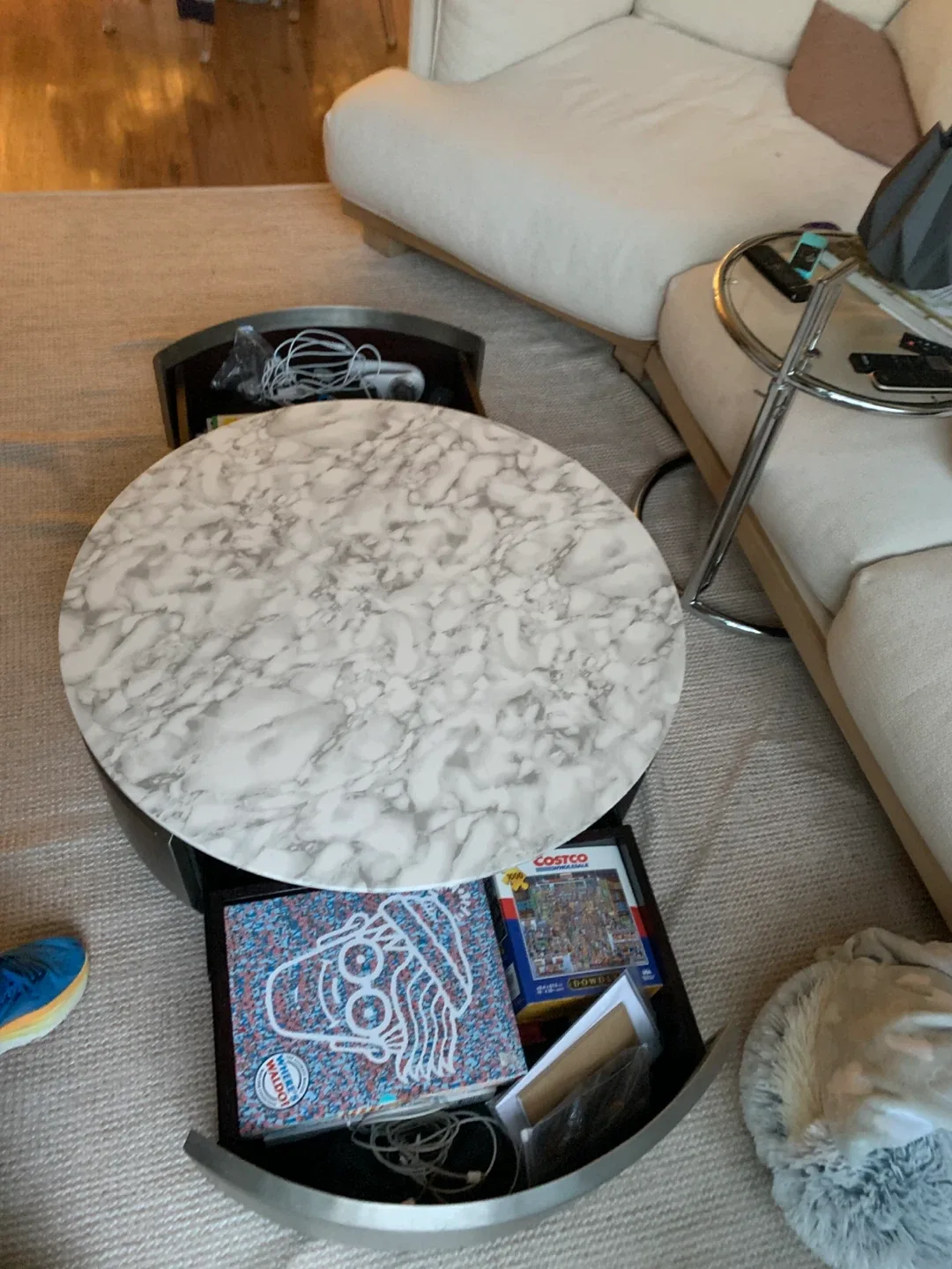 Round Marble inspired Top Coffee Table with Storage image indicator(4)