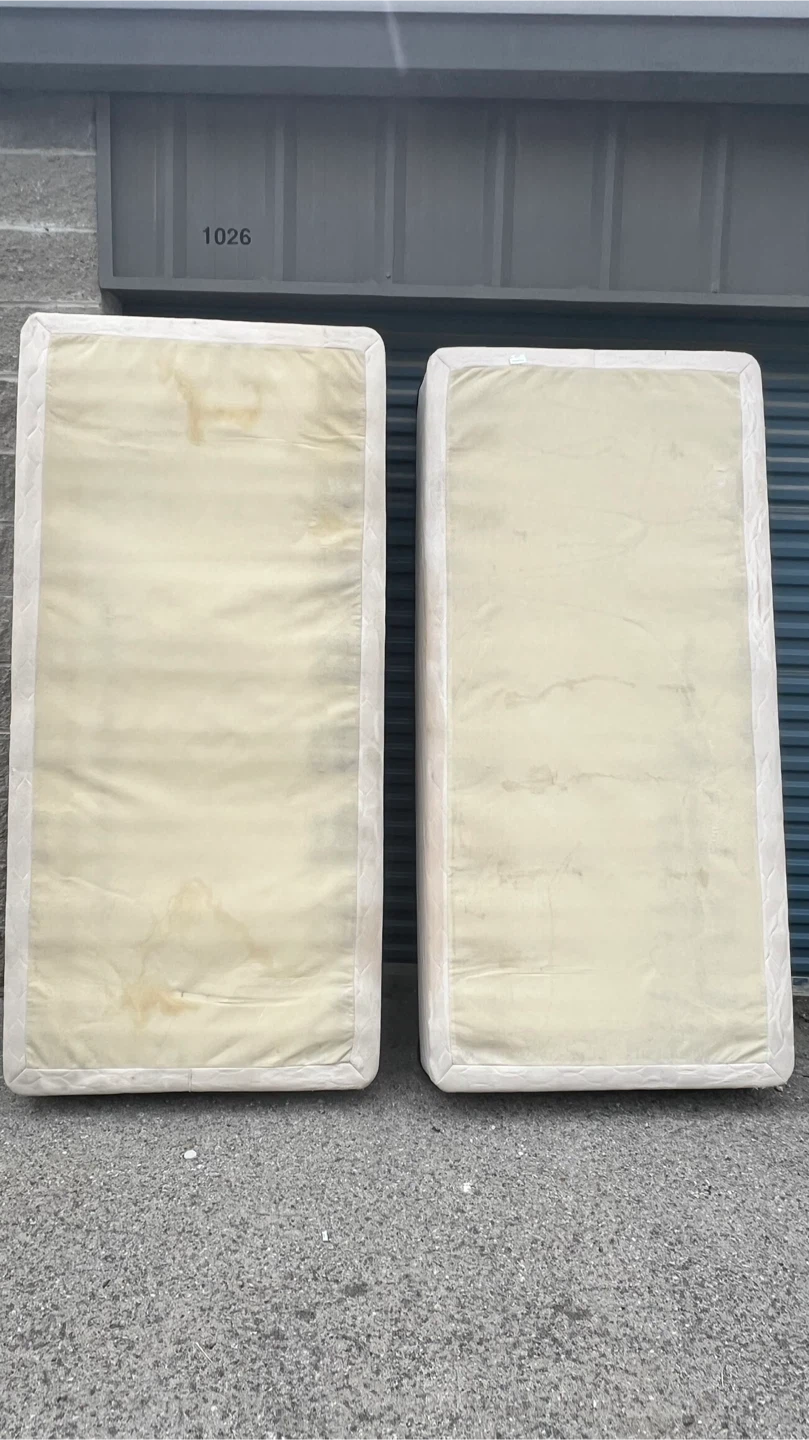 Bed Foundation - Used