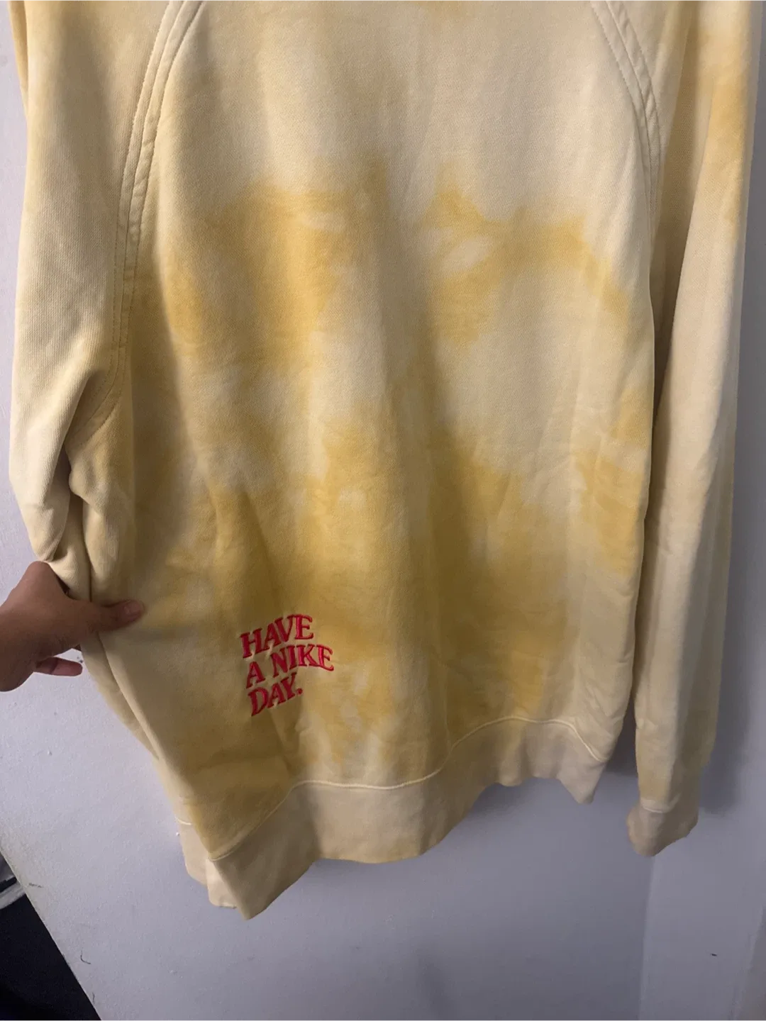 Nike "Have A Nike Day" Tie Dye Sweatshirt - Size M image indicator(2)