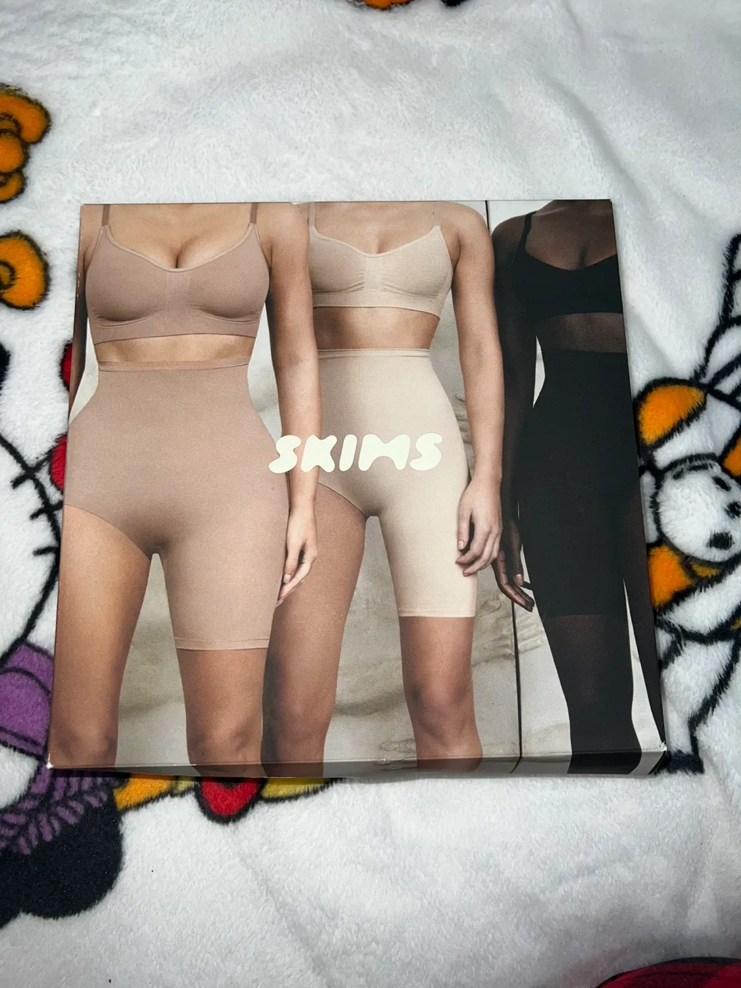 SKIMS Solution Short - Black, Size L/XL image indicator(4)