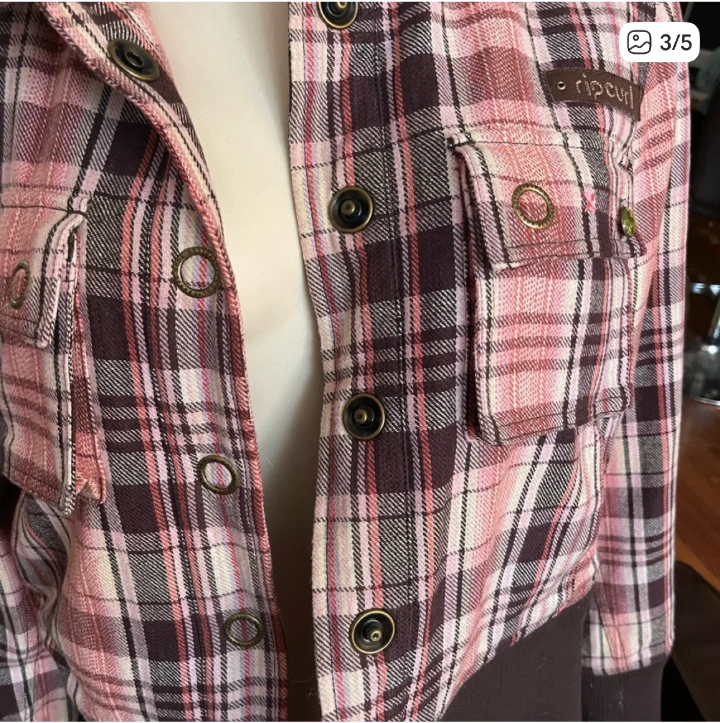 Plaid Jacket image indicator(2)