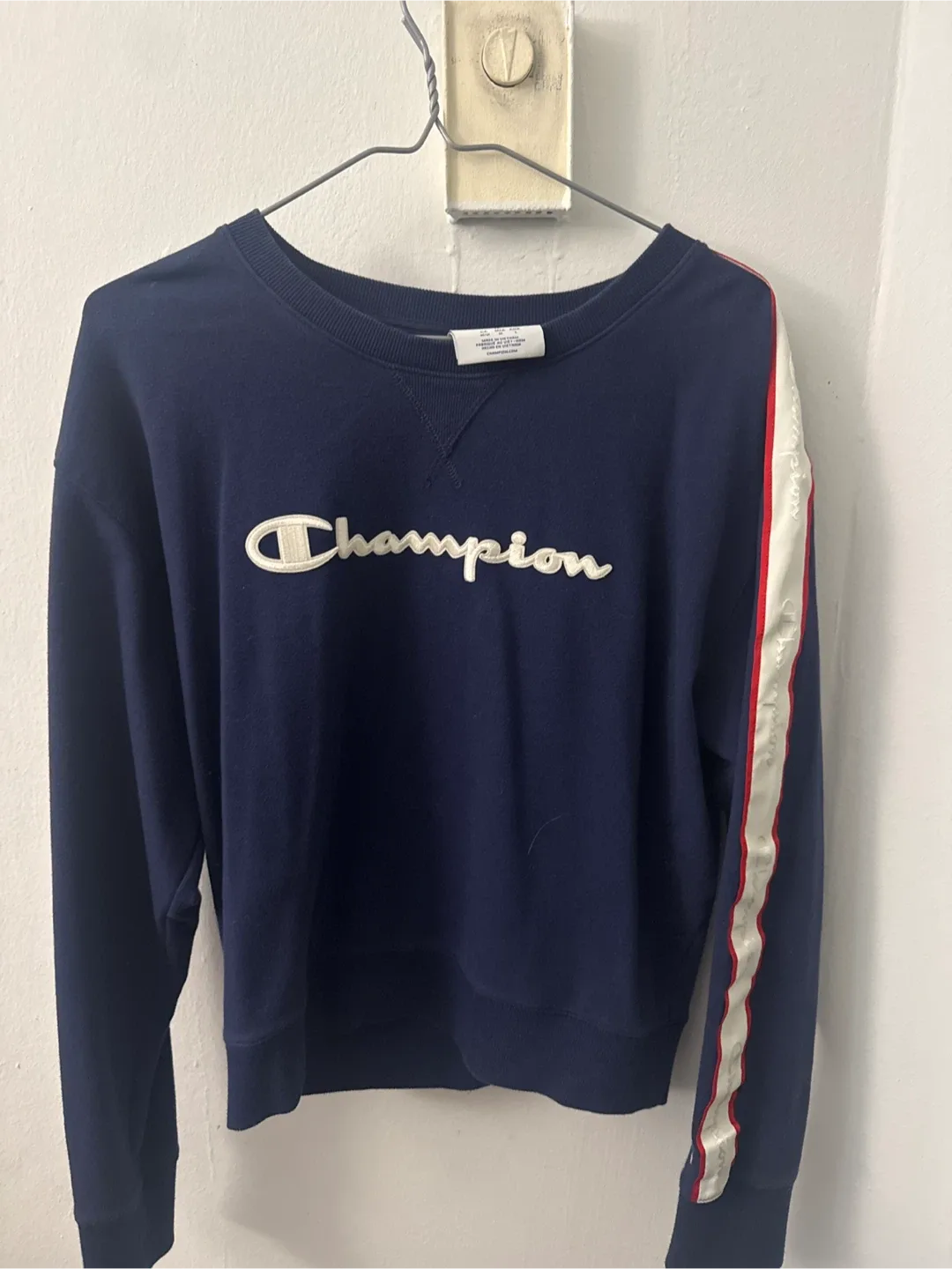Champion Navy Blue Crewneck - Size M thumbnail
