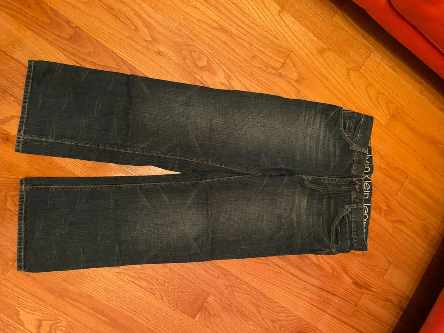 4 pair - Calvin Klein and Mecca Jeans - Size 32/32 image indicator(6)