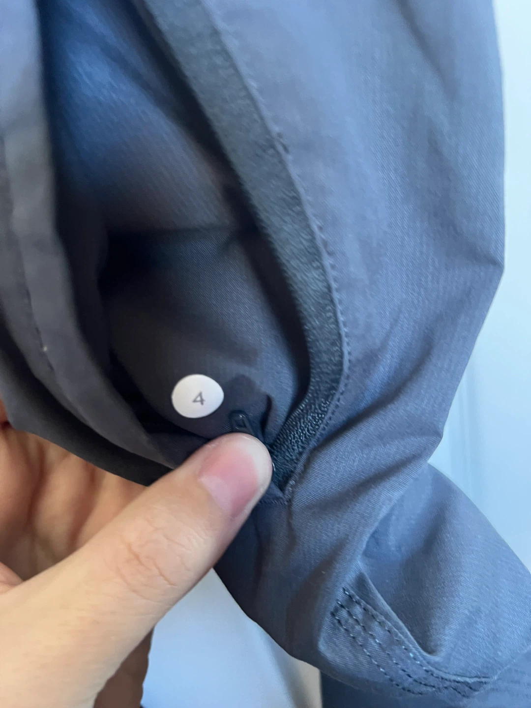 Lululemon Women's Jogger Pants - Size 4 - photo 4
