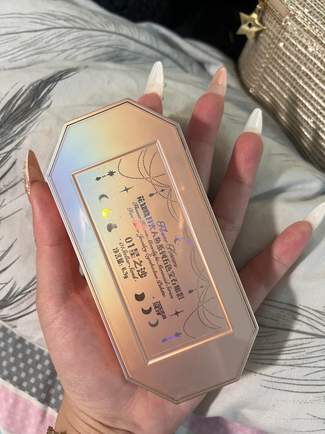 Flower Knows Moonlight Mermaid Eyeshadow Palette image indicator(3)