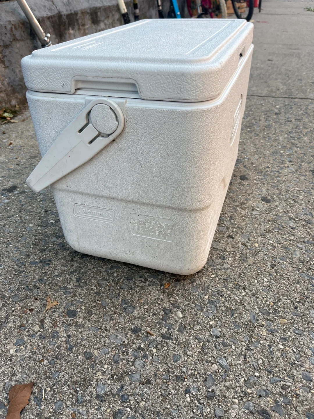 Coleman White Cooler image indicator(2)