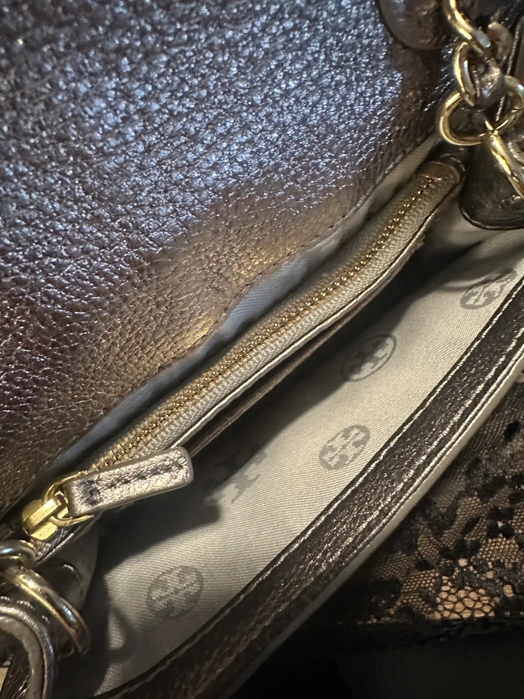 Tory Burch Gunmetal Leather Marion Shrunken Shoulder Bag image indicator(7)