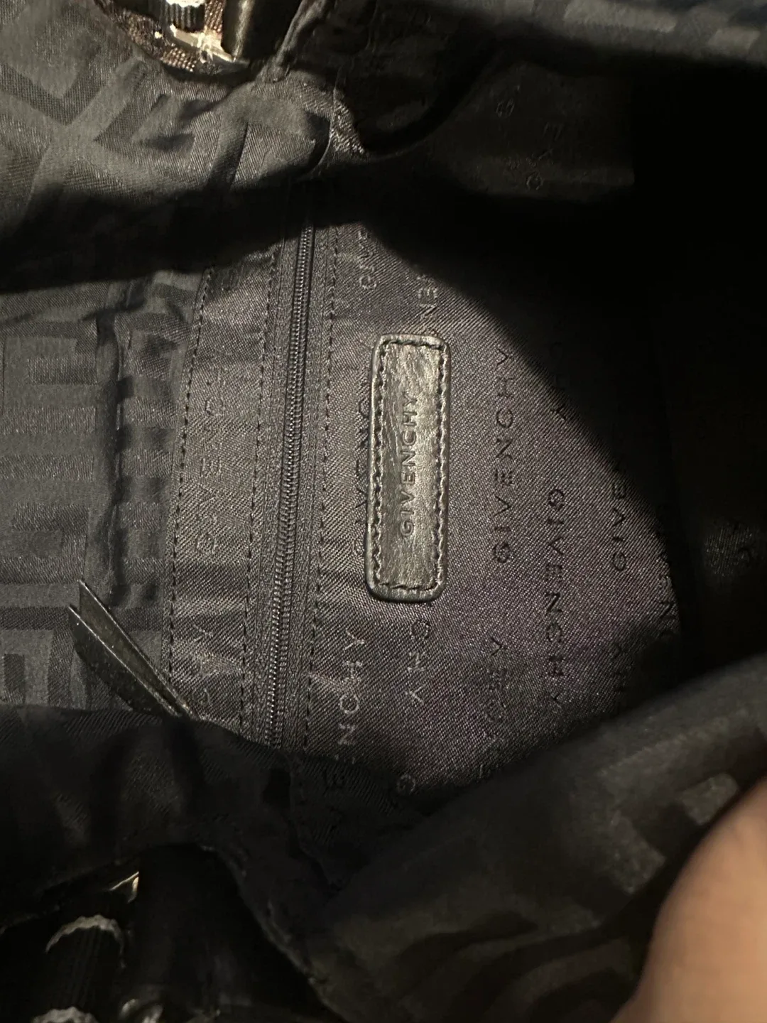 Authentic Givenchy Black soft baby Hobo Shoulder Bag image indicator(4)