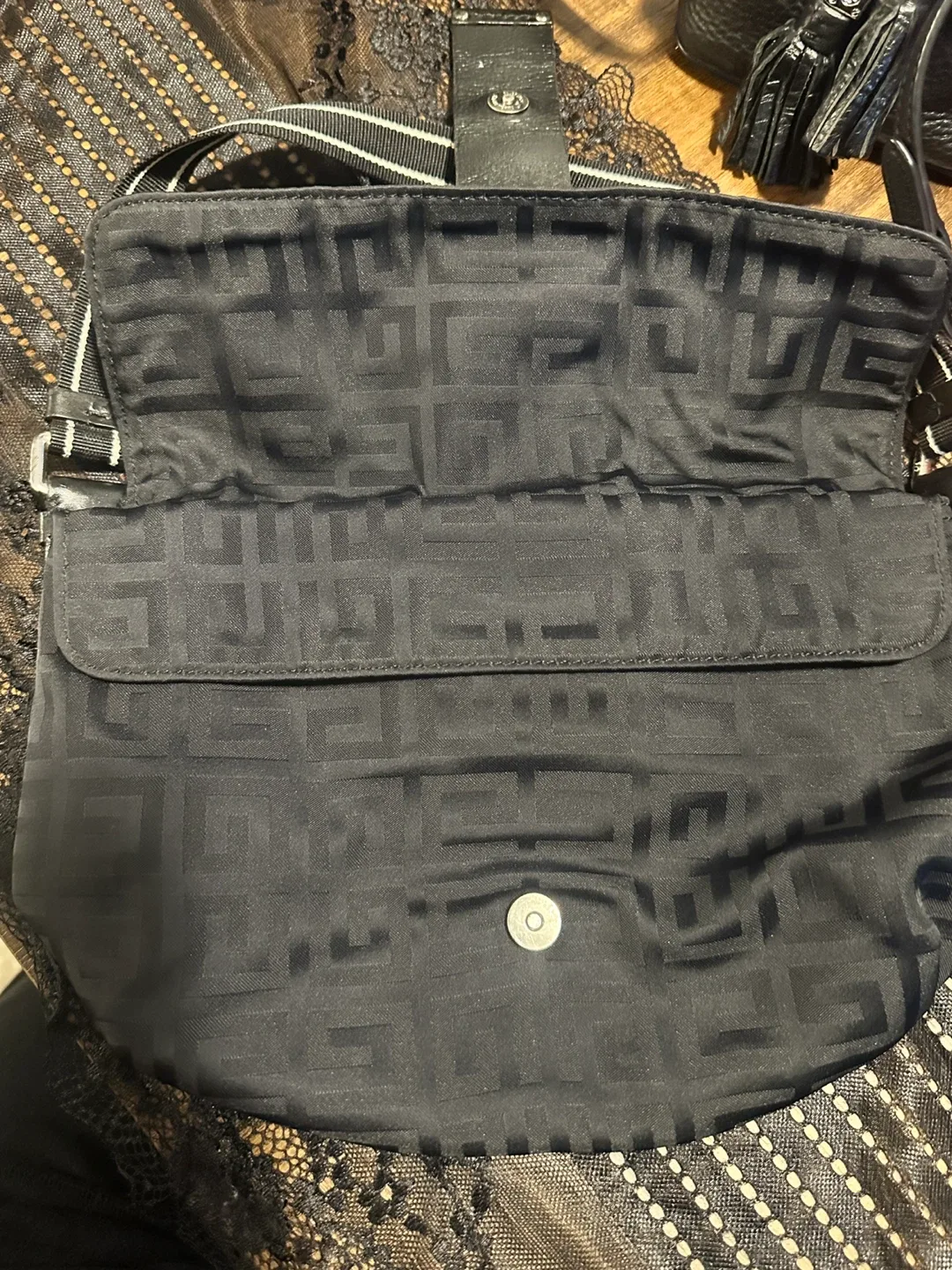 Authentic Givenchy Black soft baby Hobo Shoulder Bag image indicator(5)