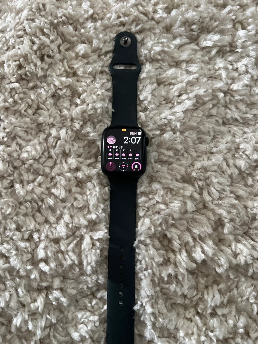Apple Watch Series 7 - Black. image indicator(4)
