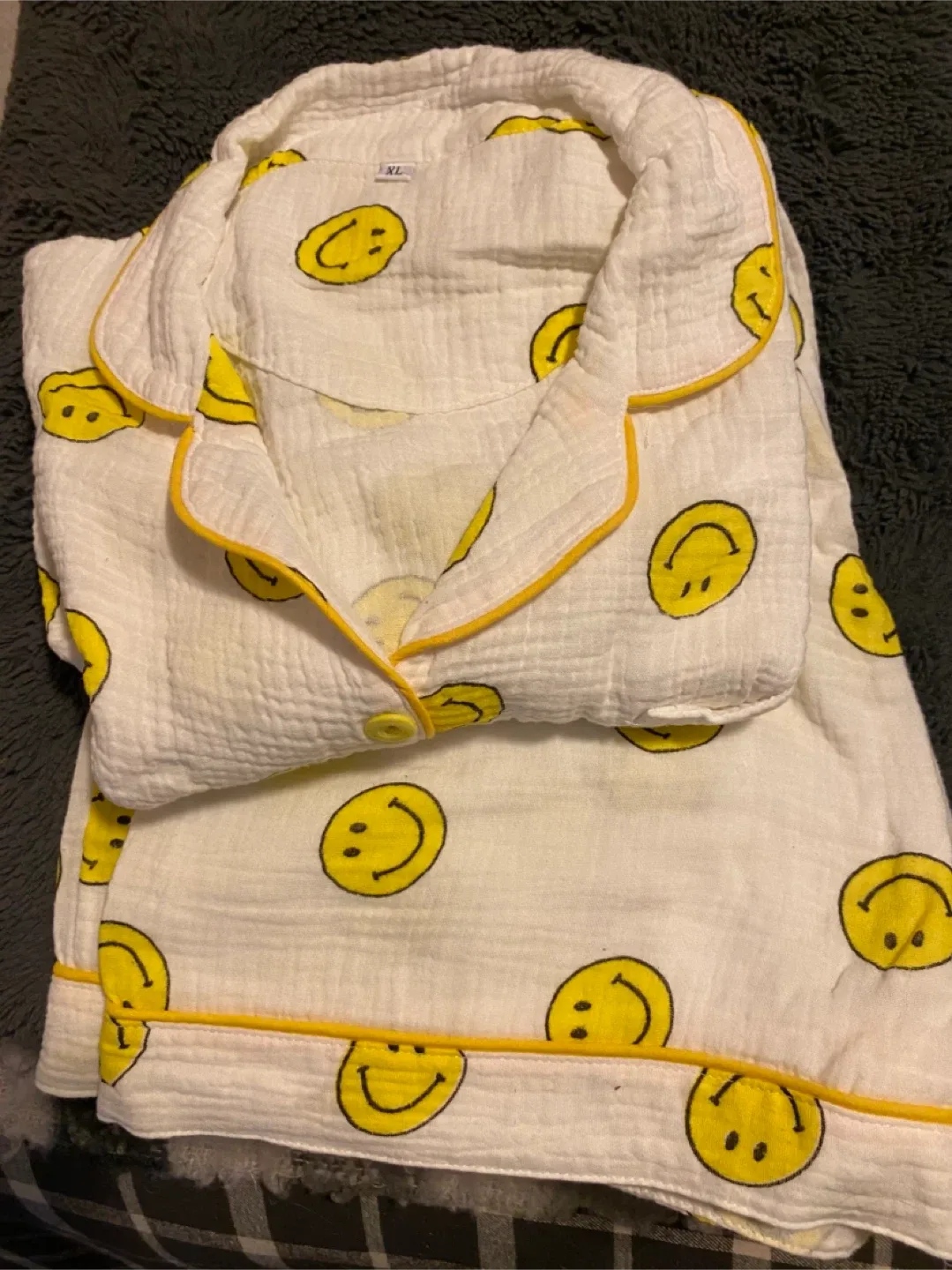 Smiley Face Pajama Set - Size XL thumbnail