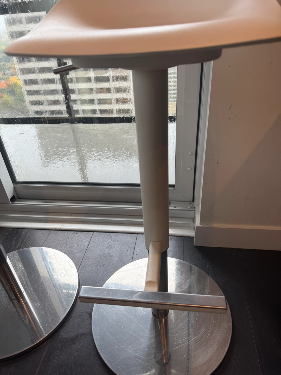 Urgent IKEA Janinge Bar Stools, White, 76 cm - photo 4