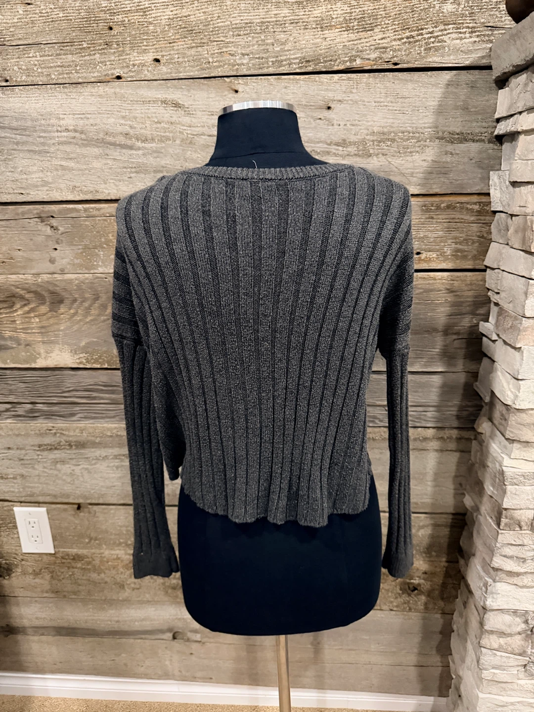 Garage Crop Sweater - photo 2