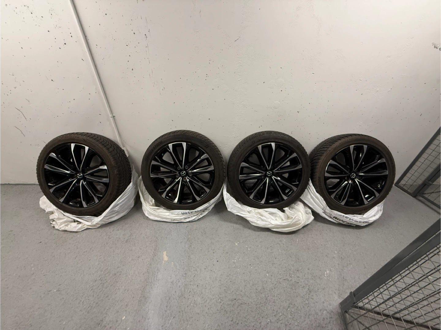Mazda CX50 winter tires OEM rims, Bridgestone - photo 3