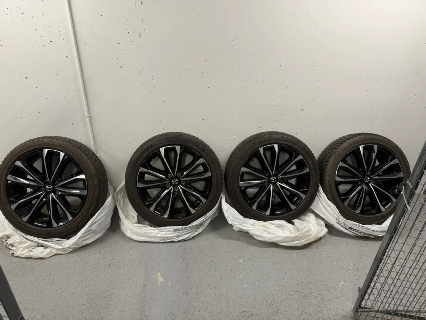 Mazda CX50 winter tires OEM rims, Bridgestone - photo 2
