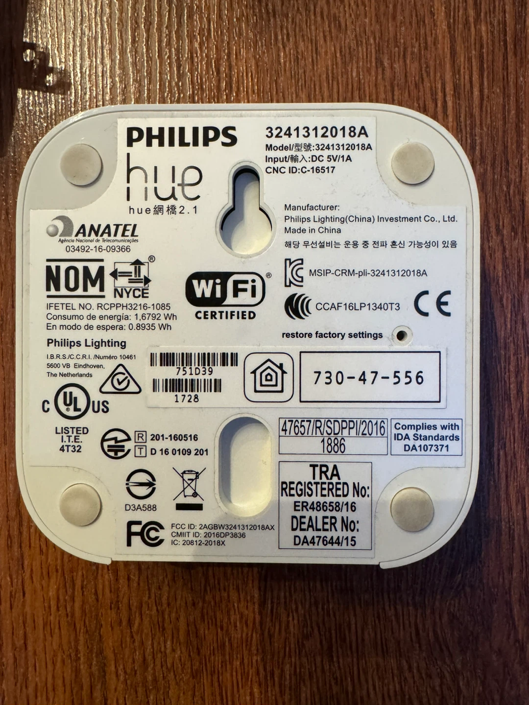 Philips Hue Bridge - photo 3