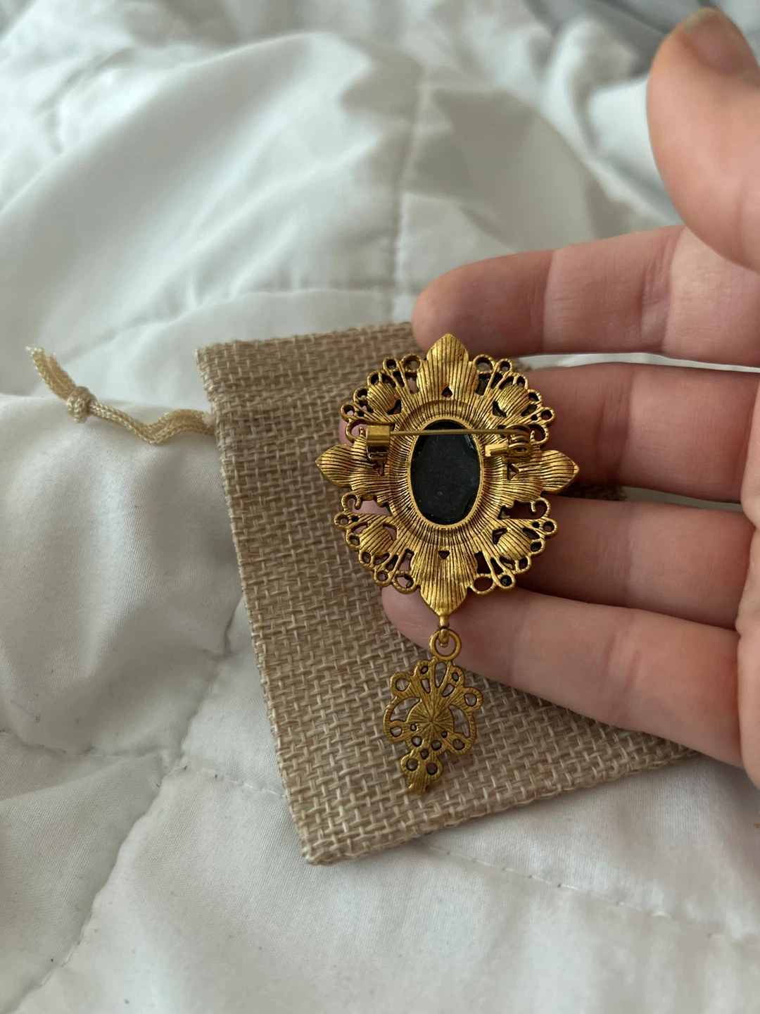 Cameo Brooch - Blue and Gold - photo 3
