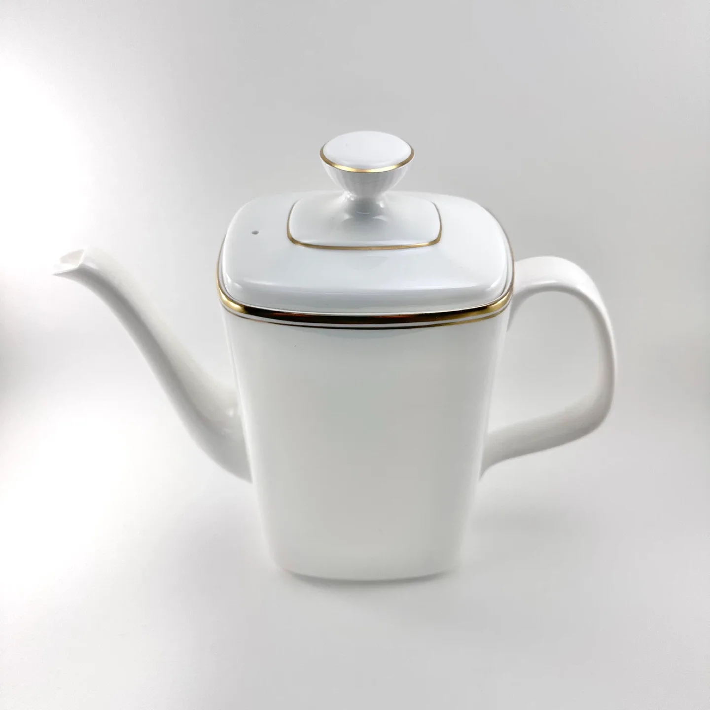 Royal Doulton Concord coffee pot image indicator(2)