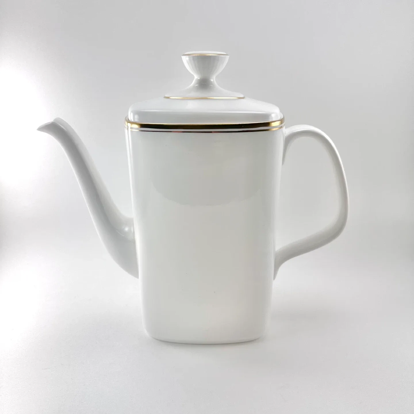 Royal Doulton Concord coffee pot thumbnail