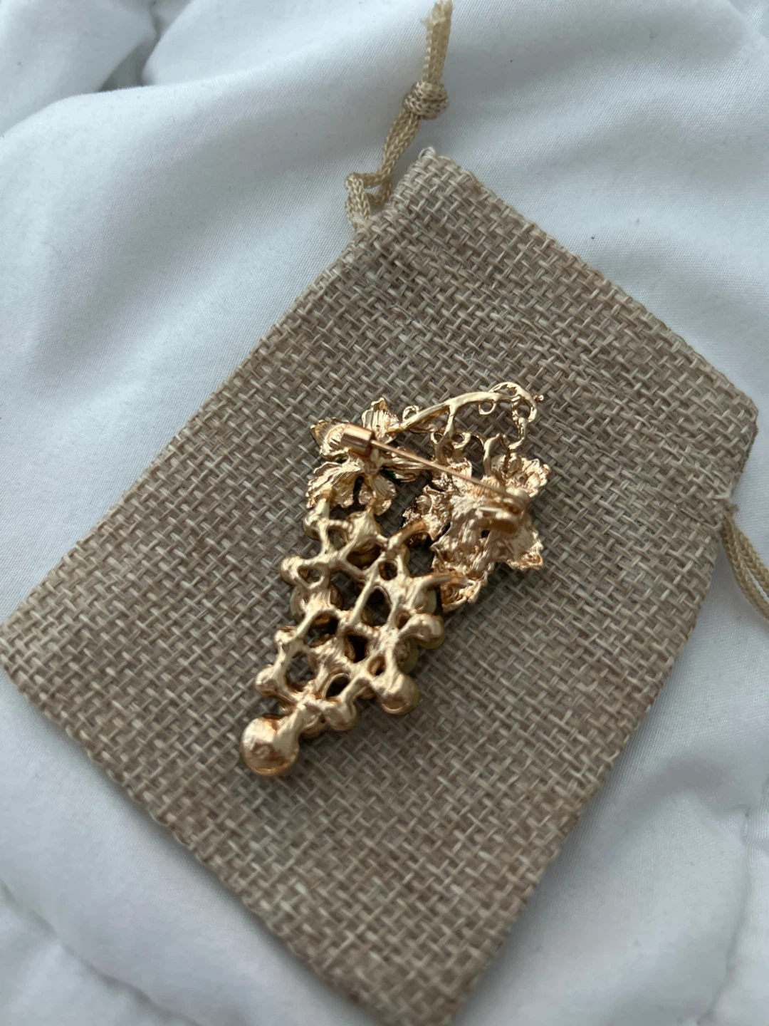 Grape Cluster Brooch - photo 2