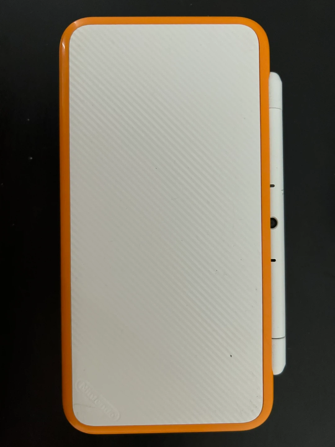 New Nintendo 2DS XL - White & Orange - photo 2