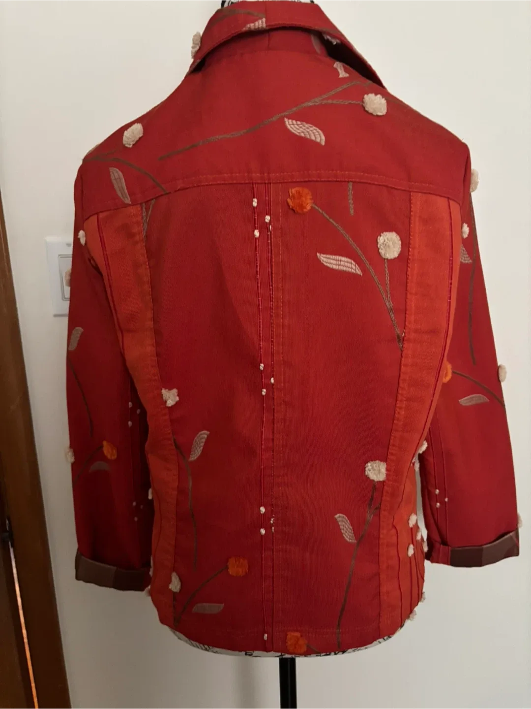 Red Floral Embroidered Jacket image indicator(2)