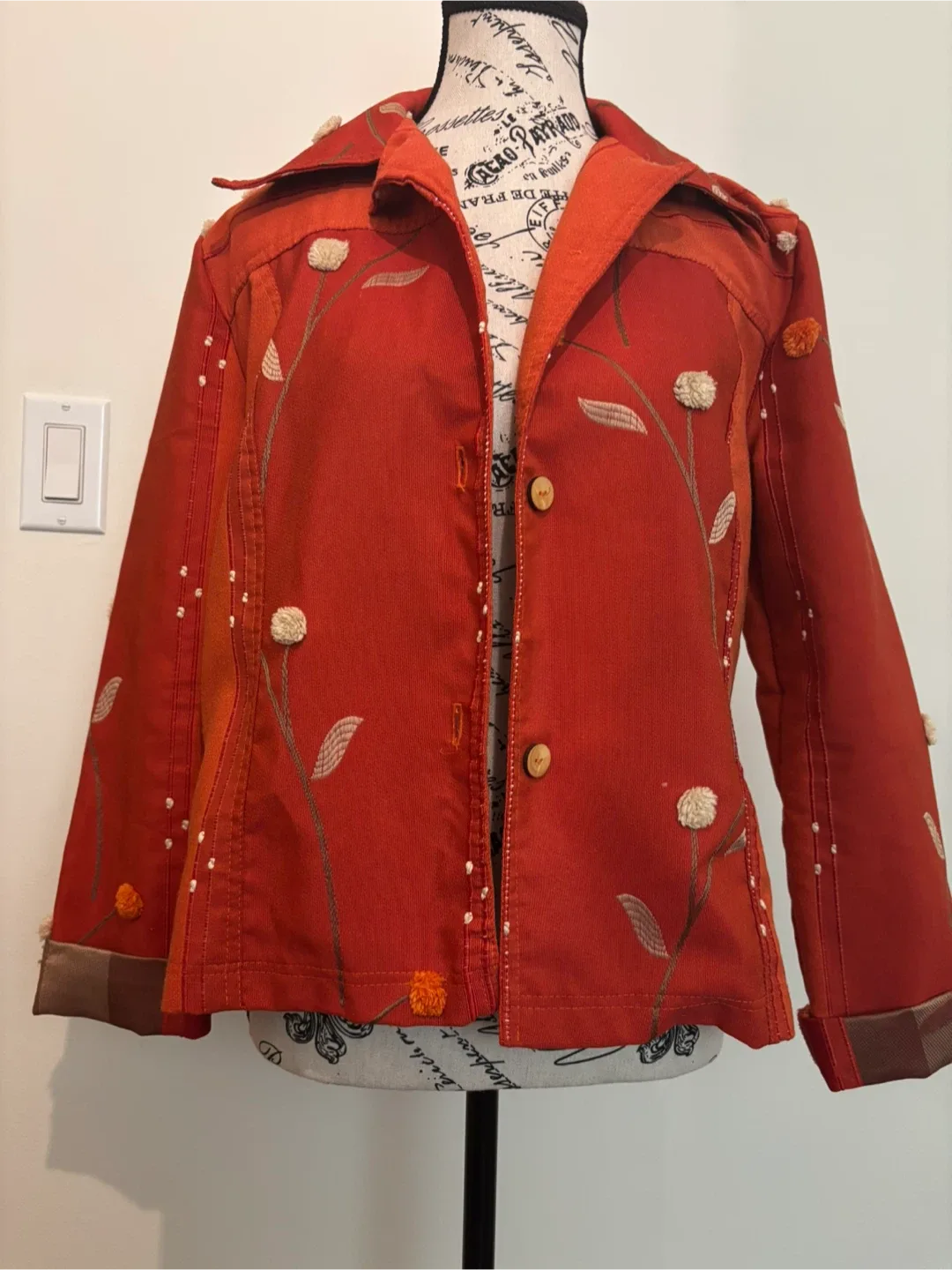 Red Floral Embroidered Jacket image indicator(7)