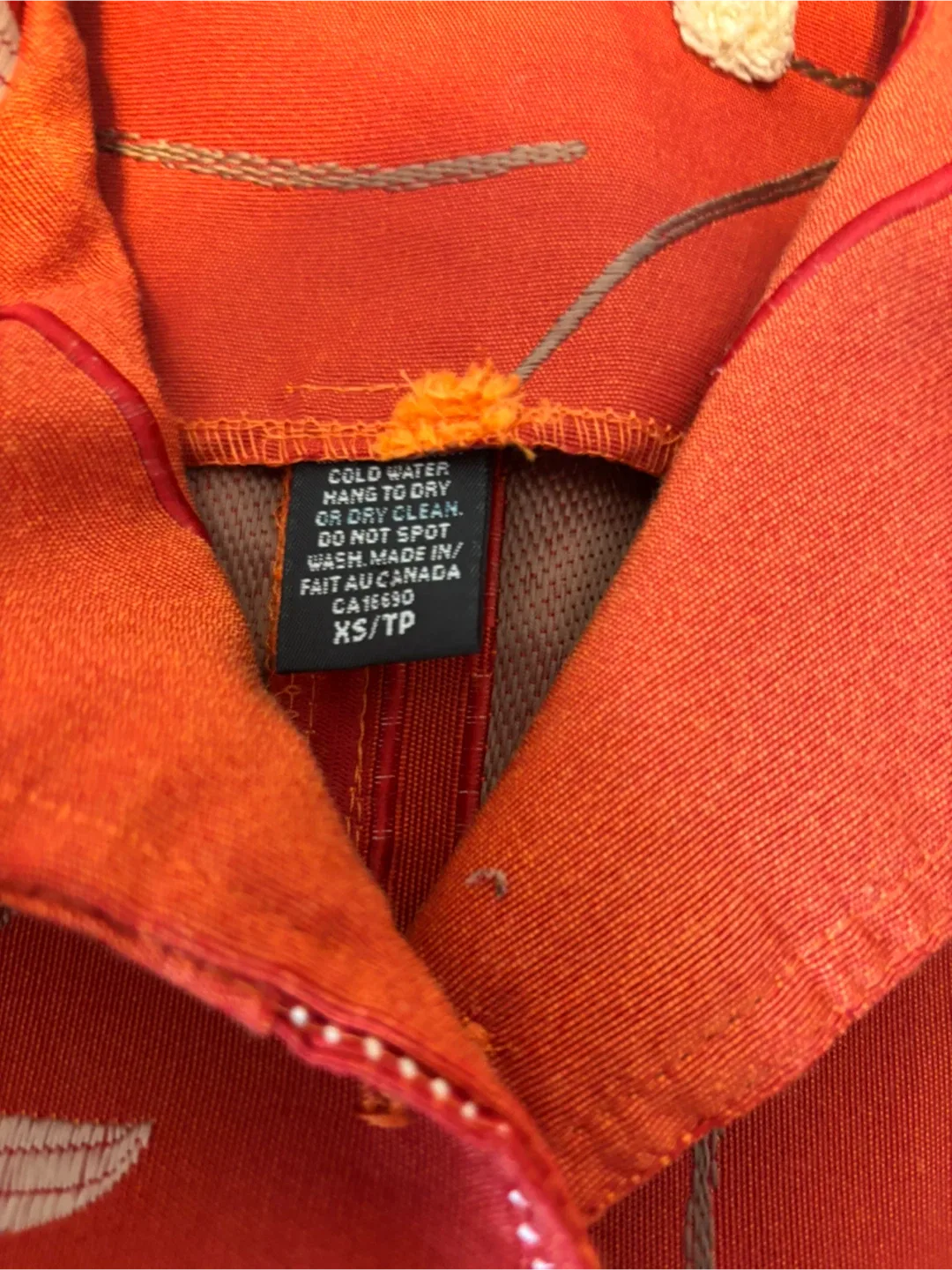 Red Floral Embroidered Jacket image indicator(9)