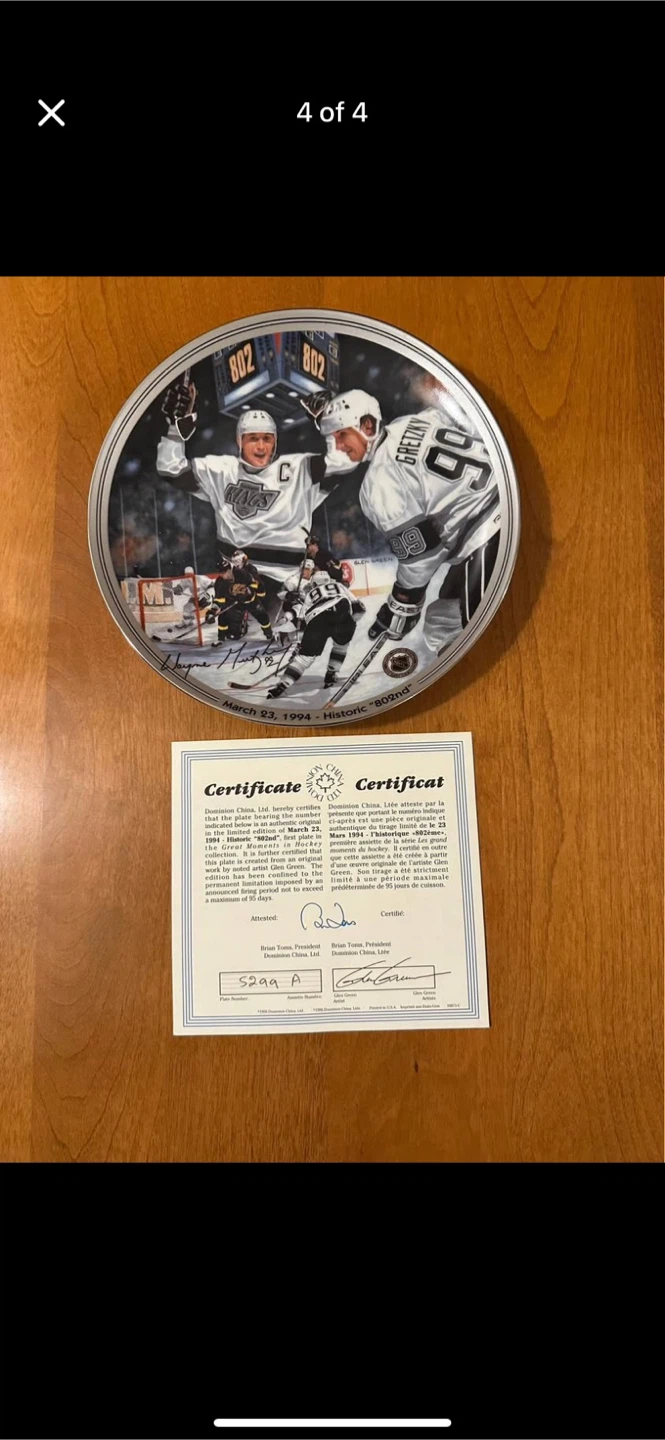 Wayne Gretzky signed Collectors Edition plate - photo 4