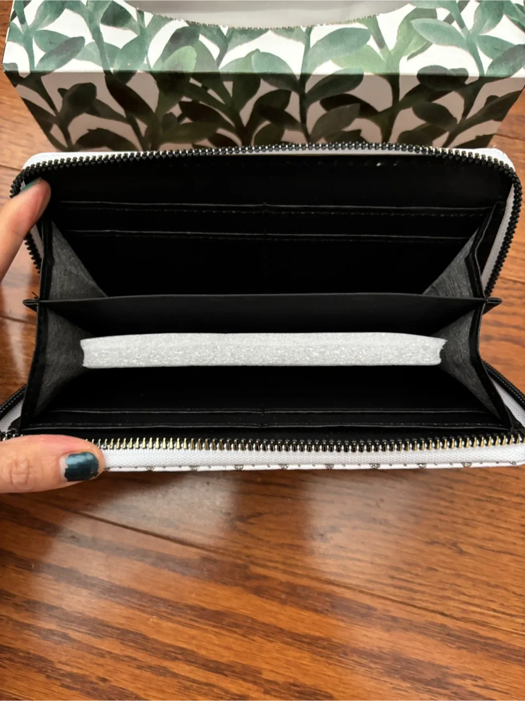 New Montenegro Cat Print Wallet image indicator(2)