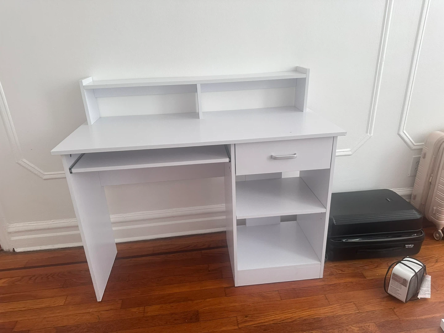 White Desk
