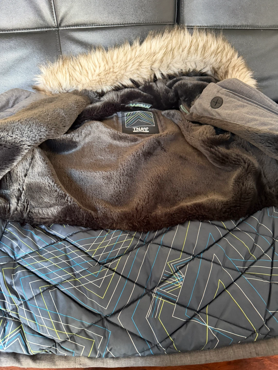 TNA Grey Winter Jacket - Size Small - photo 4