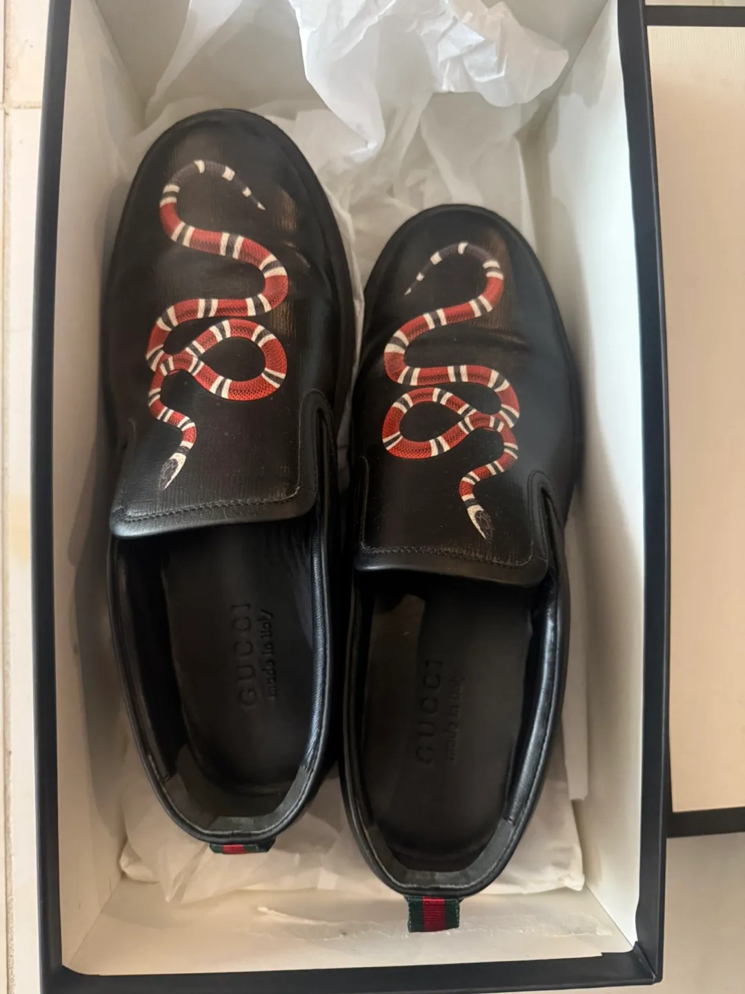 Gucci Black Leather Slip-On Sneakers thumbnail