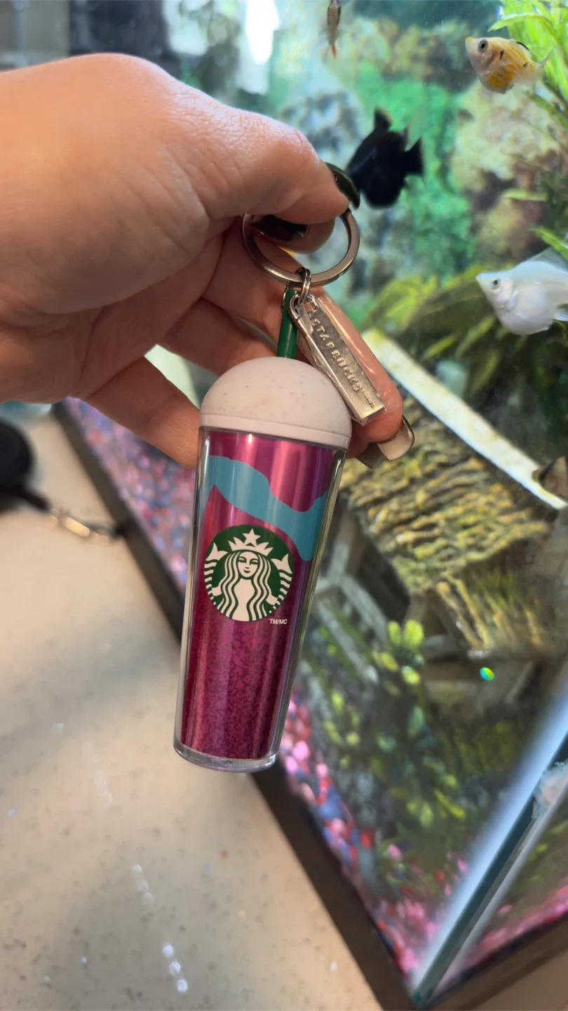 Starbucks Keychain image indicator(2)