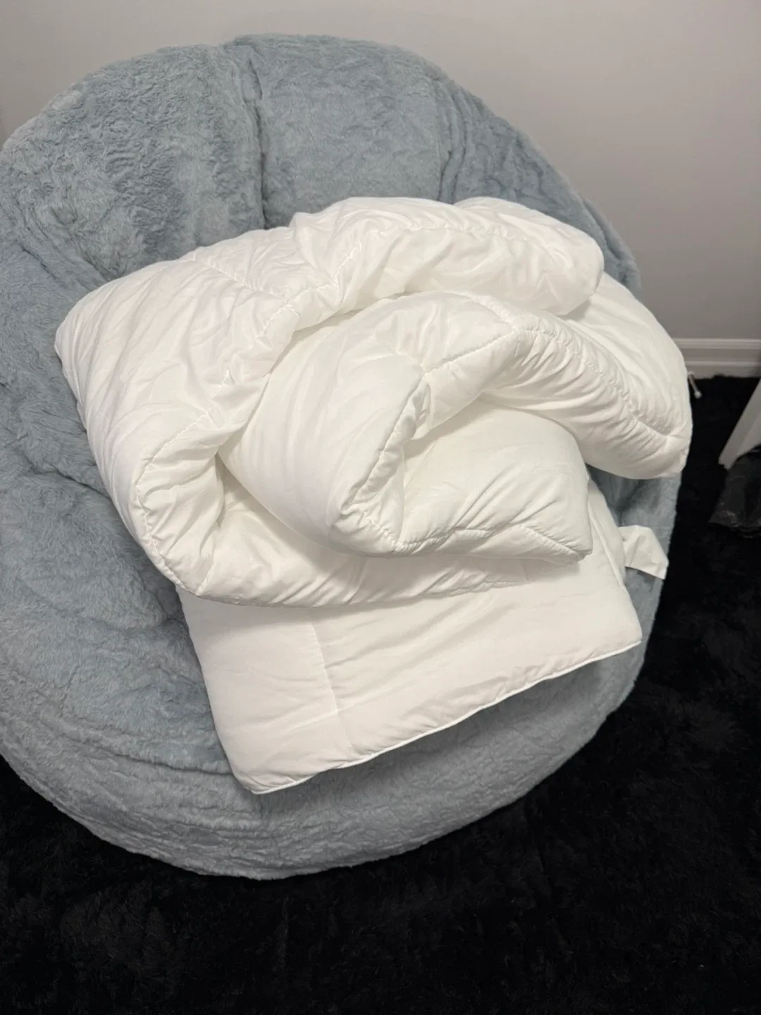 Utopia Bedding Double/Full Comforter – New (open box)🌸 thumbnail