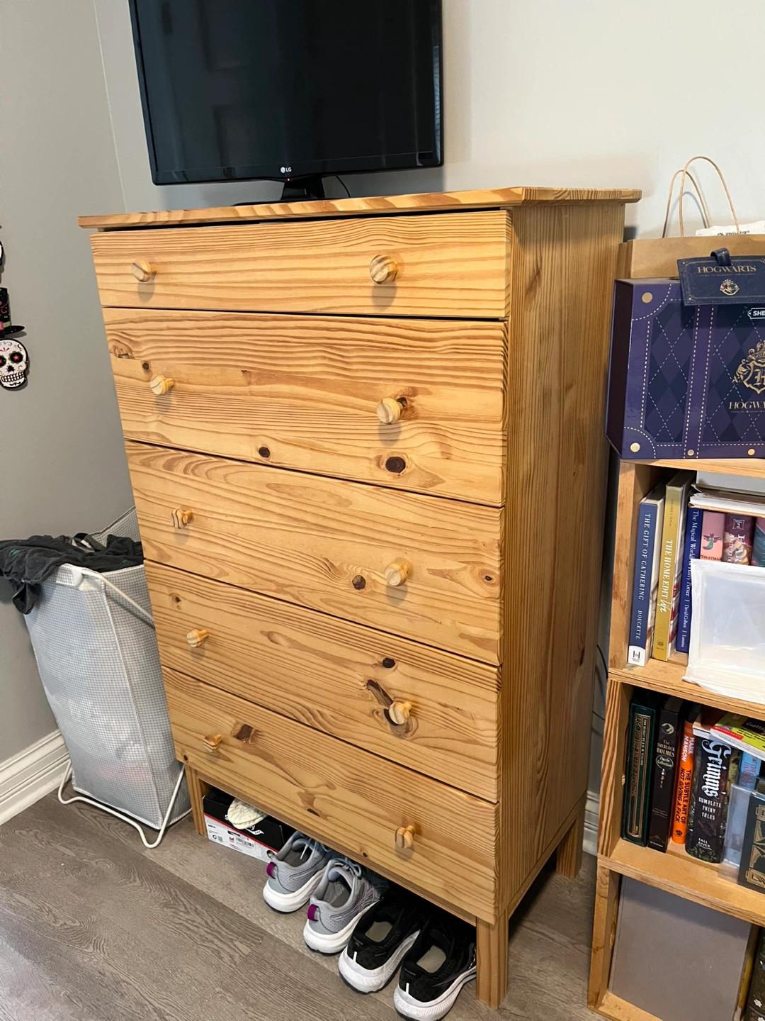 Pine Dresser - photo 2