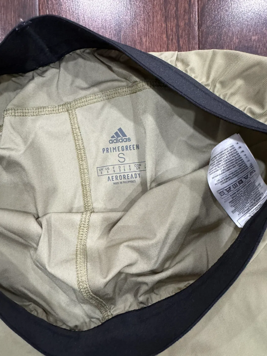 ADDIDAS MENS SHORT SIZE SMALL AERODRY PRIMEGREEN image indicator(2)