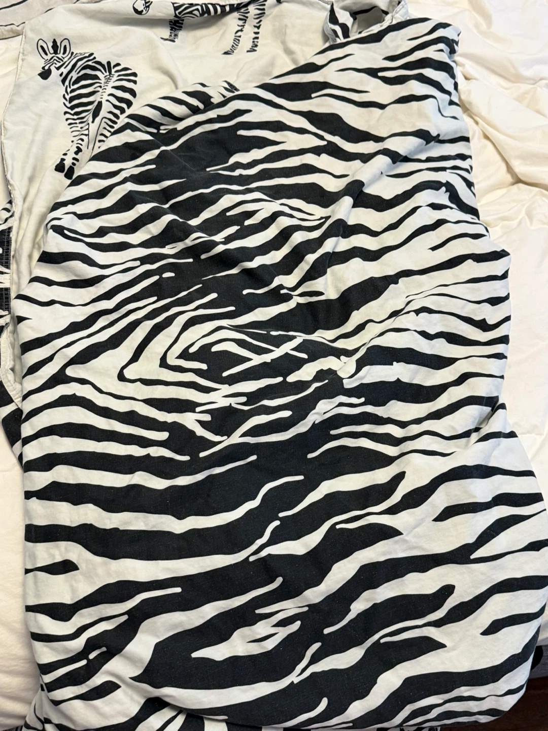 Two queen size Bedding Sets - Zebra and Forest - photo 3