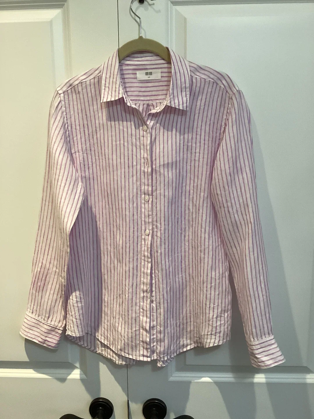 UNIQLO LINEN SHIRT thumbnail