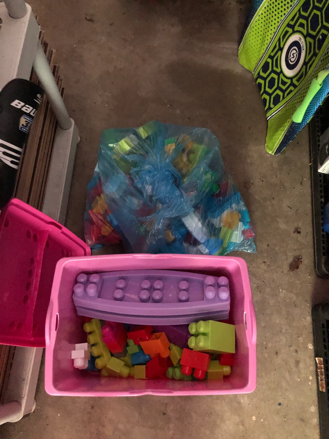 Girls Big Block Lego with Tote. Girls Big Block Lego with Tote. - photo 2