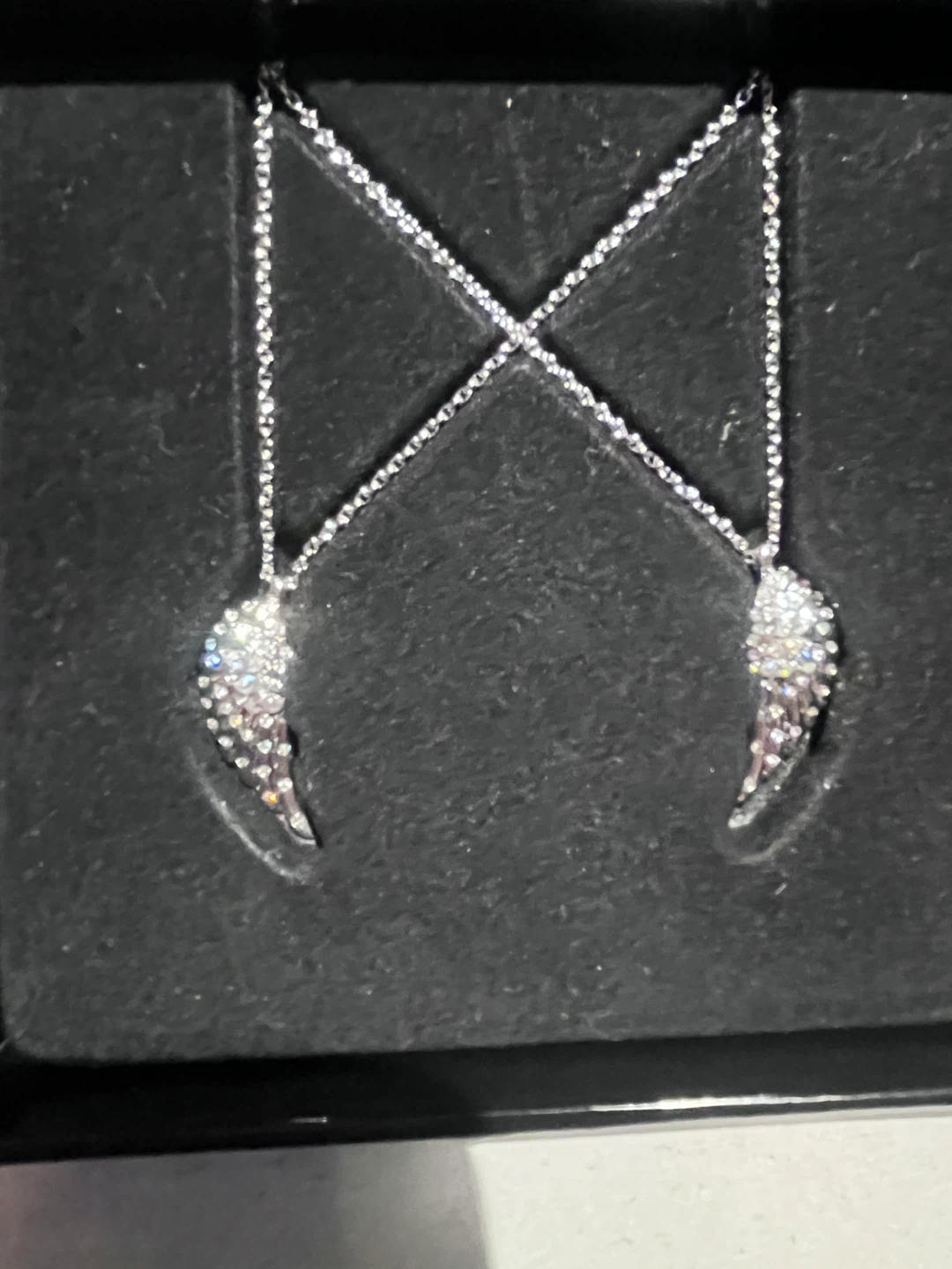 Victoria Secret Angel Wings Necklace - photo 2