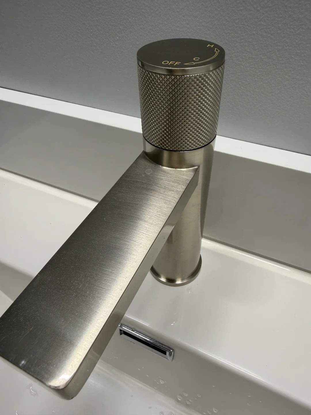 NEW Basin Faucet CZ35-01 BN image indicator(4)