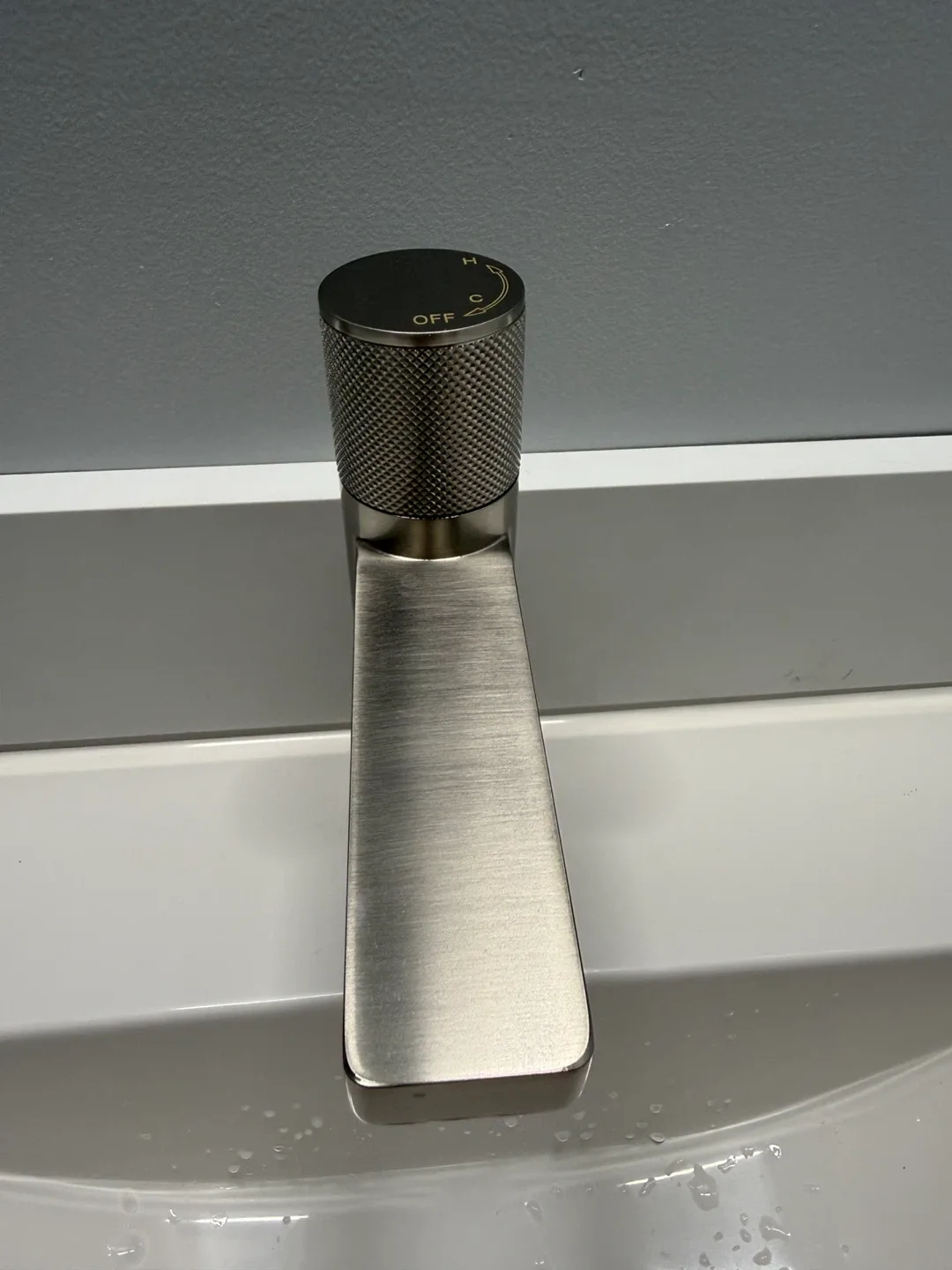 NEW Basin Faucet CZ35-01 BN image indicator(3)