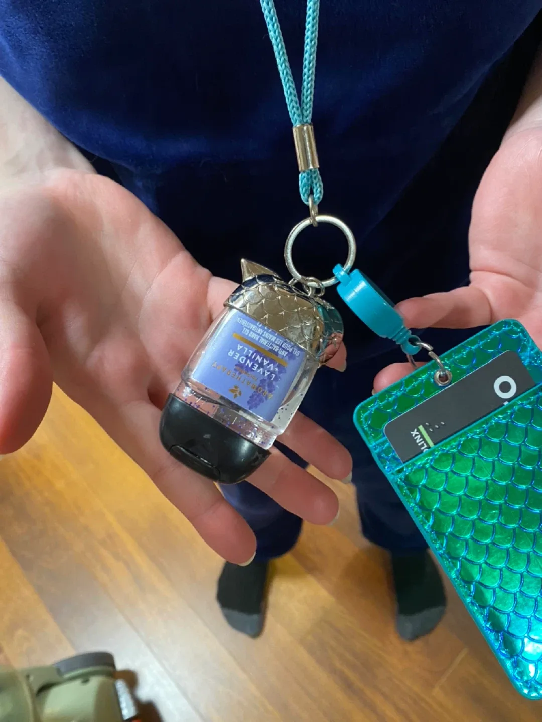 Bath & Body ID LANYARD & SANITIZER HOLDER image indicator(4)