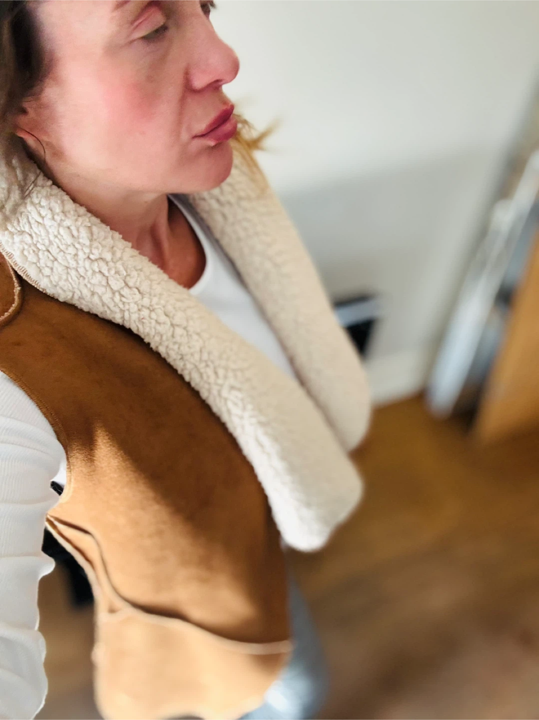 Tan Suede & Sherpa Vest - Size Small - photo 3