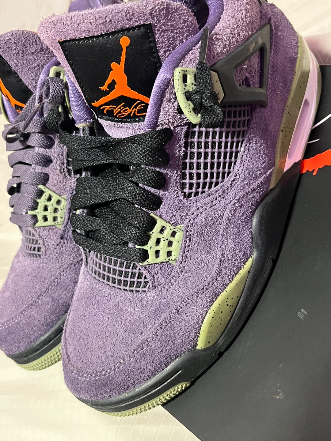 Nike Air Jordan 4 Canyon Purple Size 9