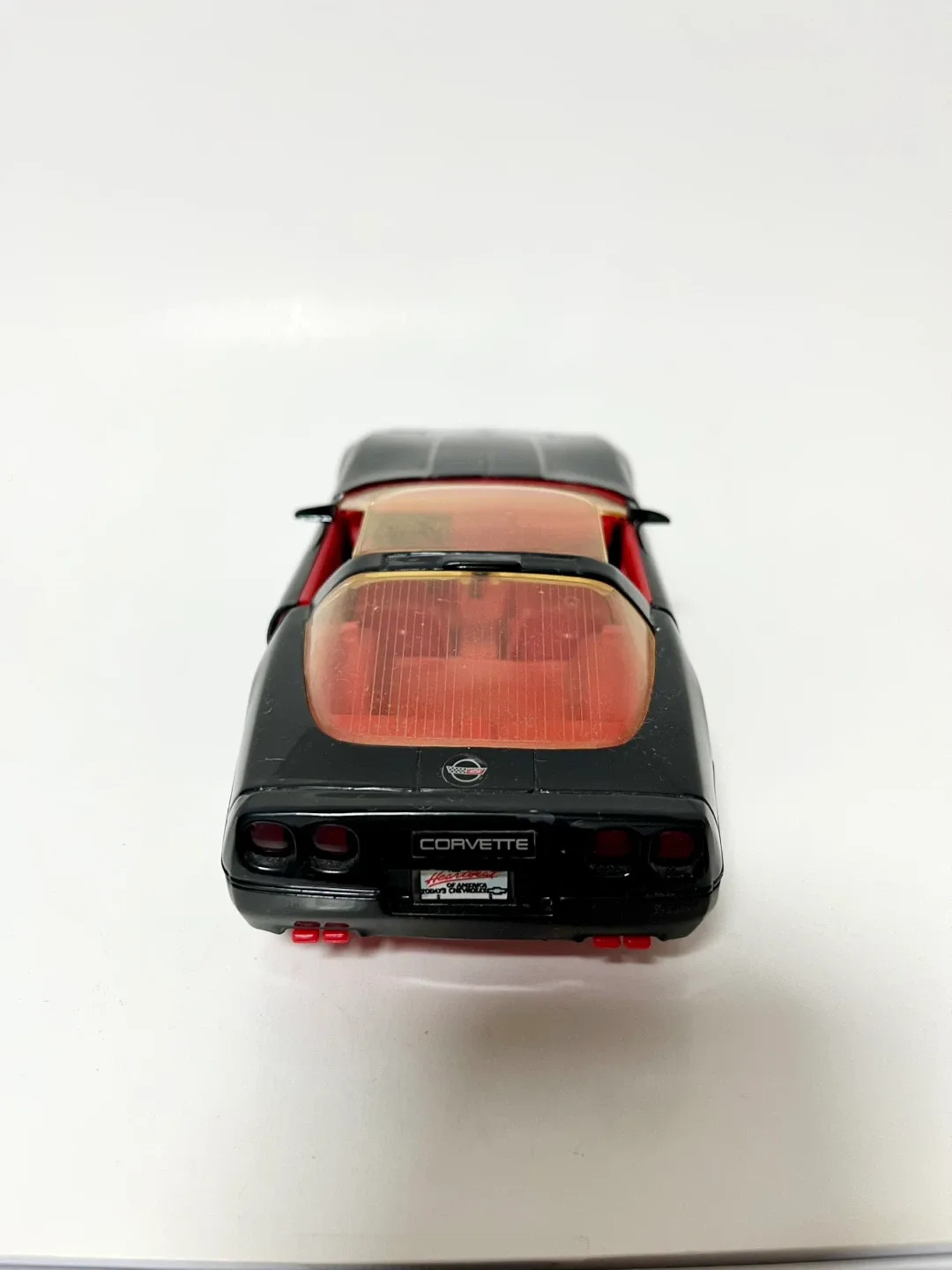 Revell 1989 Chevrolet Corvette ZR-1 Diecast Car 1:24 Scale image indicator(3)