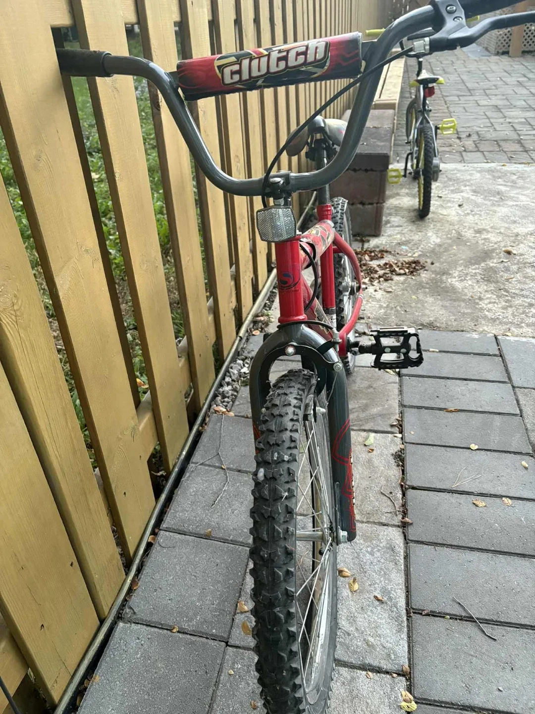 Bicycle + helmet [read description] image indicator(2)