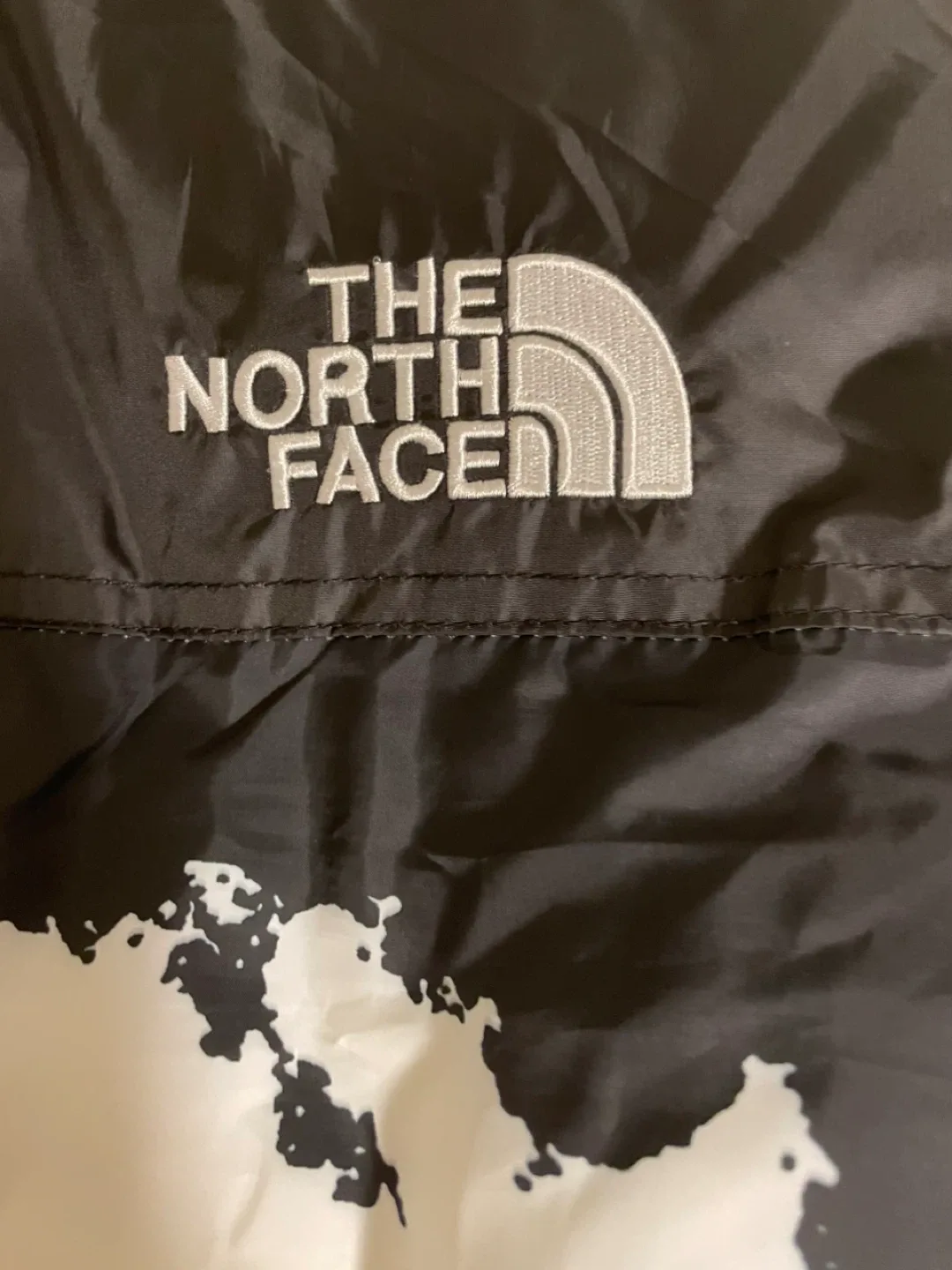 The North Face Nuptse 1992 Puffer Jacket image indicator(4)